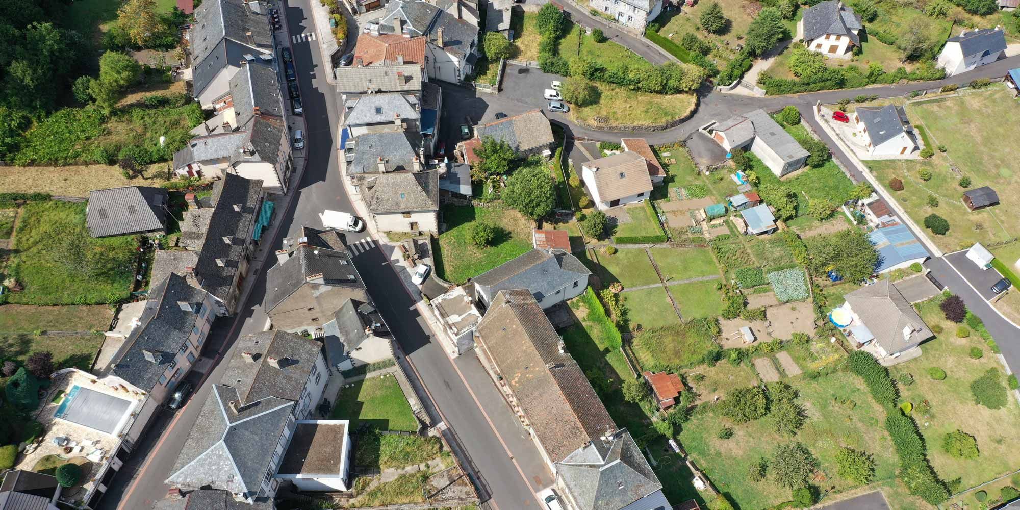 Photo du village de Saint-Cernin Cantal