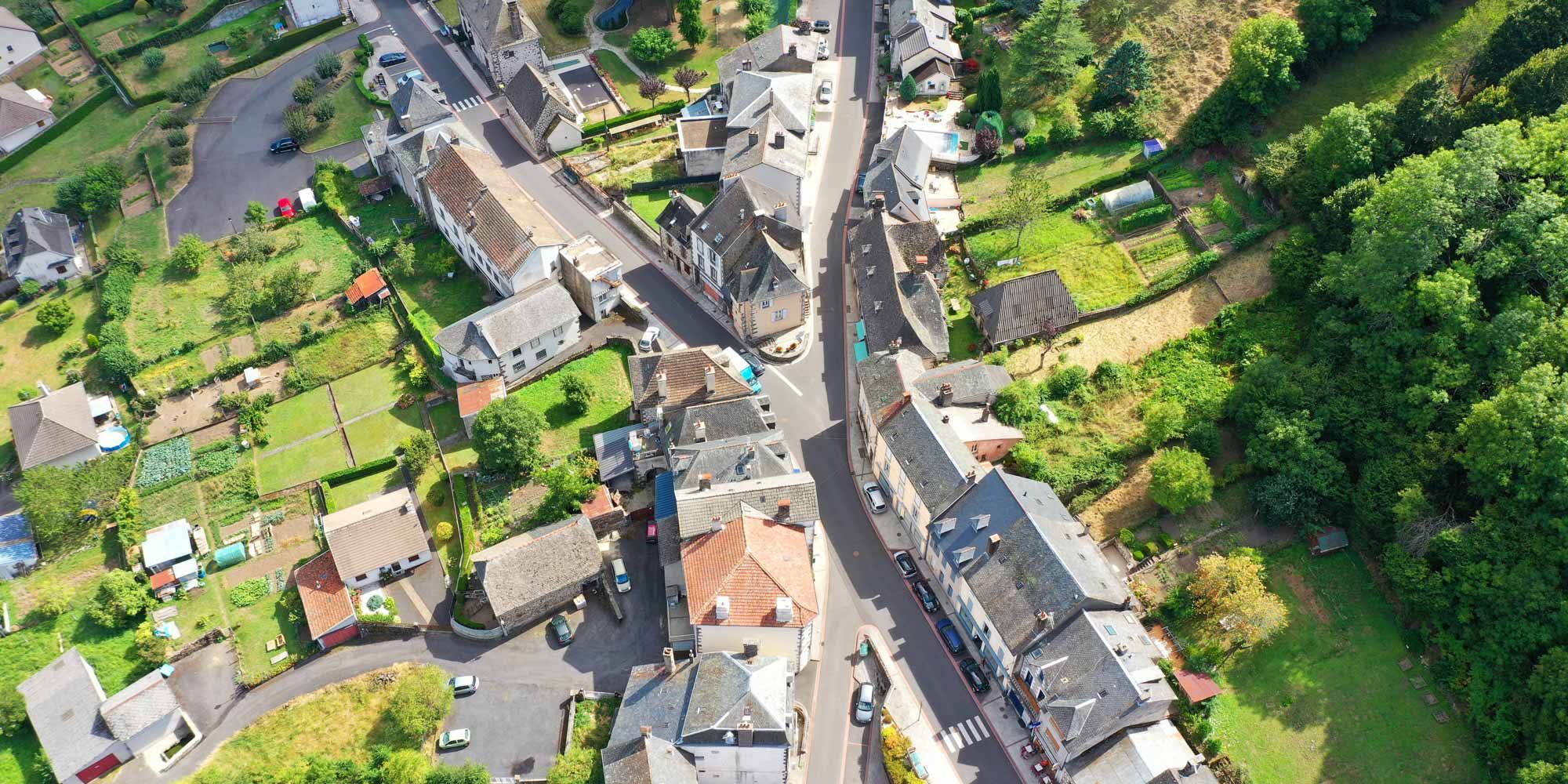 Photo du village de Saint-Cernin Cantal